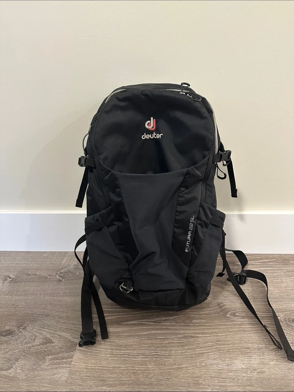 Black Futura 22 SL Daypack - Women's